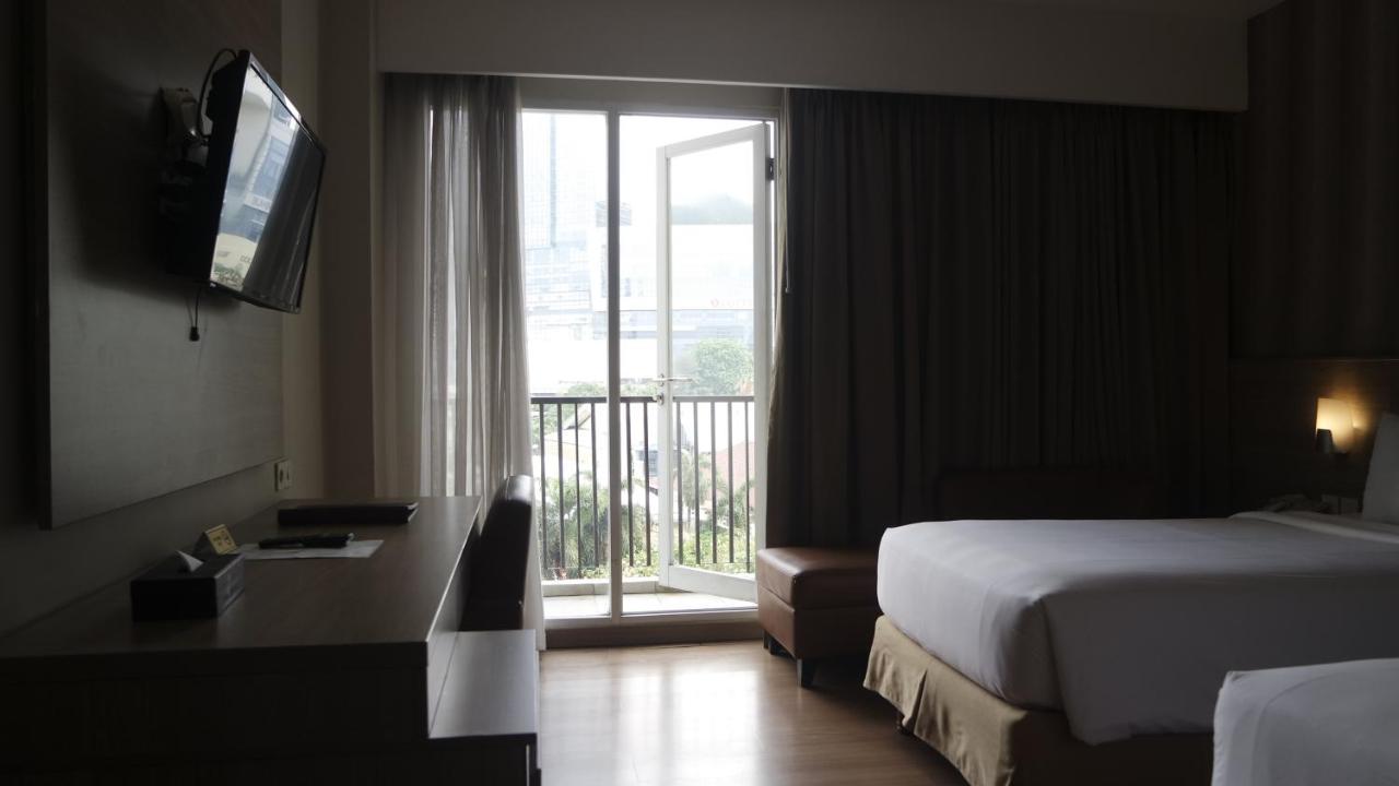 Grand Deluxe Twin Room